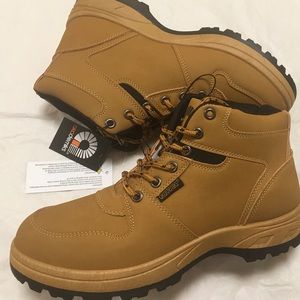 Size 9 Men’s Work- Hiking Yellow Boots Brand-New
